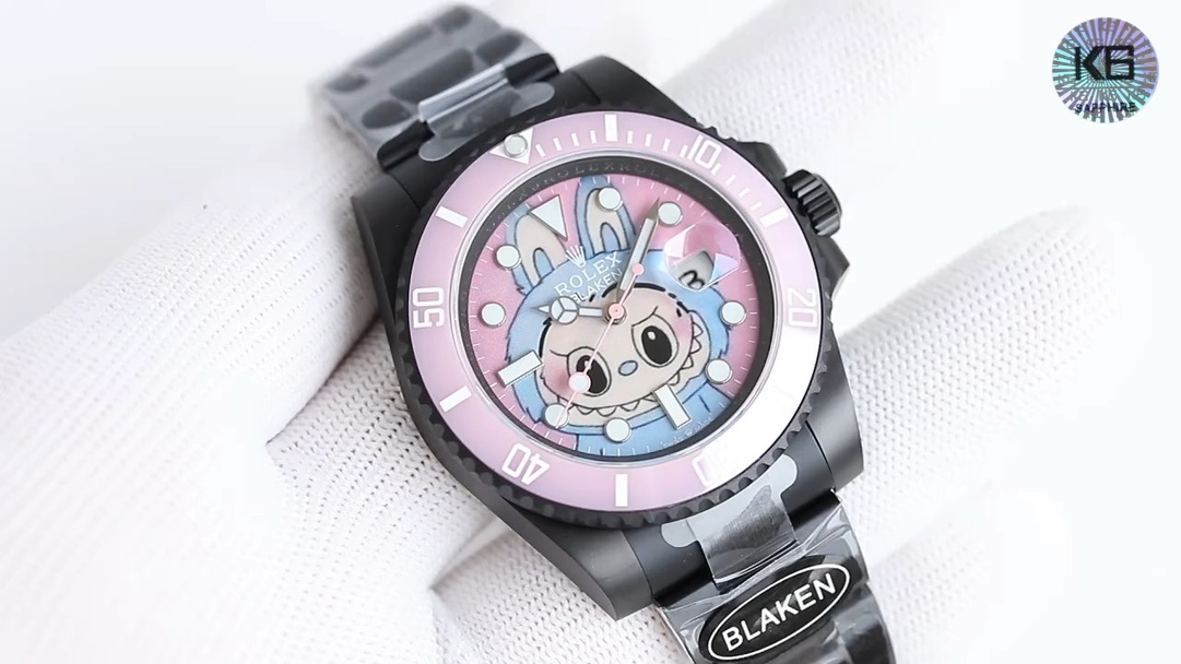 Rolex ROLEX - Limited Edition "Labubu" Pink Submariner Herenhorloge