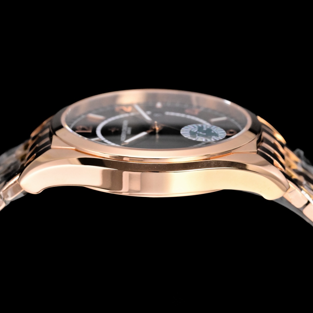 💋ZF厂🔥🔥江诗丹顿伍陆之型系列三针腕表钢带款 市场最高品质
【运动商务皆可盘，格调 品味两不失！】 
【三大核心竞争力】腕表尺寸40mmX9.6mm
1.原装在手，捕捉神韵，拆解开模，对位精髓！
2.搭载定制版1326型机芯，引领一体机的时代！
3.线条丰富的壳体通过一年半时间才完美破译，独家诠释江诗丹顿的高端打磨和无与伦比的感官度和冲击力！