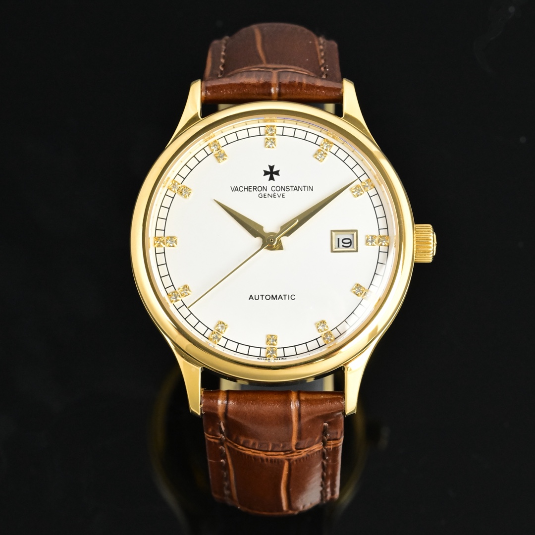 NO:714986,White shell gold shell Vacheron Constantin heritage series watches are now on the market!  Simple and elegant, the perfect combination makes you feel the elegant and gentlemanly atmosphere!  The movement is equipped with an original imported movement, with a vibration frequency of 28,800 times per hour, stable performance, and zero repairs!  The case is made of 316 stainless steel and has a sapphire glass mirror!  Paired with Italian leather strap!  40 mm in diameter, super waterproof, simple and elegant, high-end quality, suitable for various business occasions, the first choice for gift giving!  ,,vacheron19860909白壳 金壳 江诗丹顿传承系列腕表火爆上市！简雅大方,完美结合,让你感受优雅绅土气息！机芯搭载原装进口机芯,每小时振频28800次,性能稳定,零返修！表壳 釆用316 精钢,蓝宝石玻璃镜面！搭配意大利真皮表带！直径40 mm,超强防水,简洁大气,高端品质,适合各种商务场合,送礼首选！,,vacheron,Watch