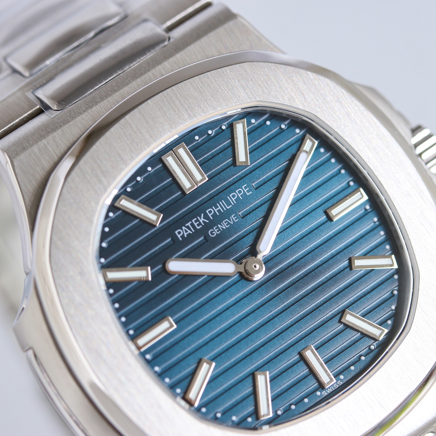 Patek Philippe Swiss Master Horology Mechanical Watch Timepiece 4