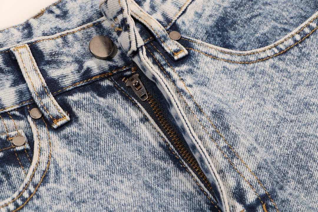 Vintage Wash Denim Jeans with Paisley Print and Split Hem - Slim Fit 6 i1726121705 1499 1