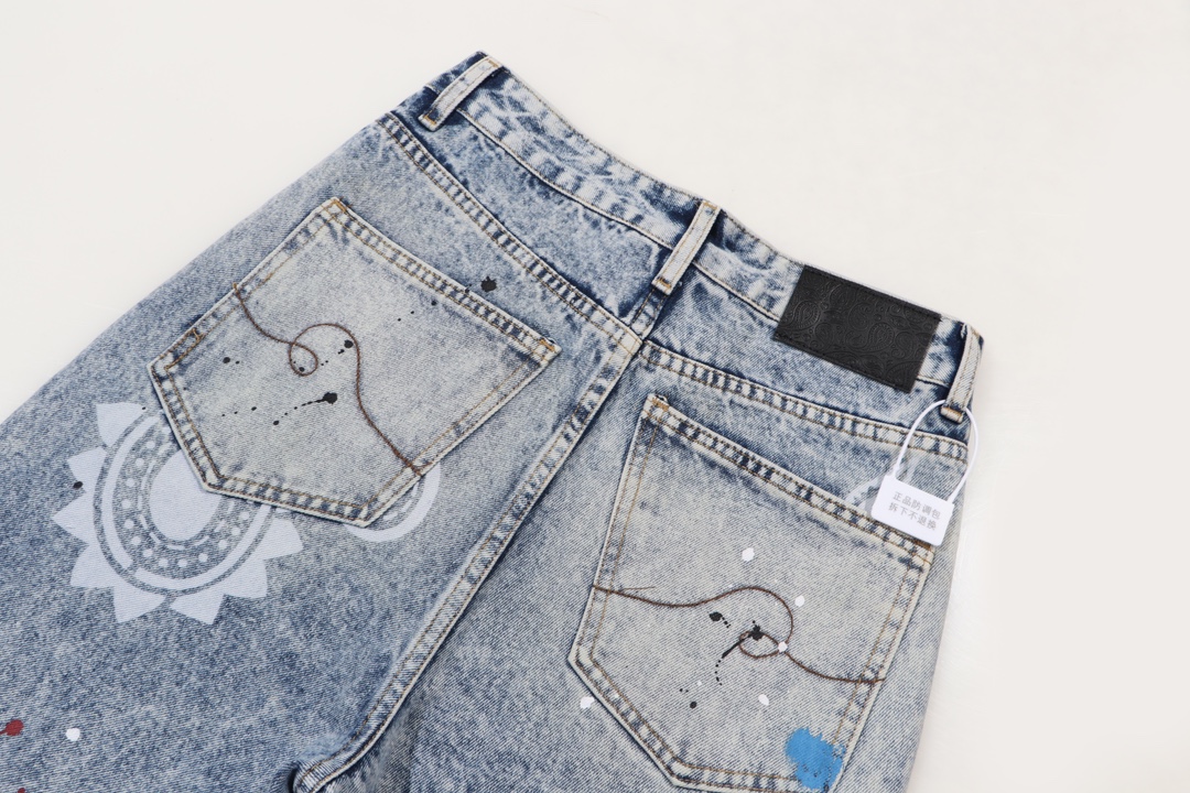 Vintage Wash Denim Jeans with Paisley Print and Split Hem - Slim Fit 5 i1726121705 393 2