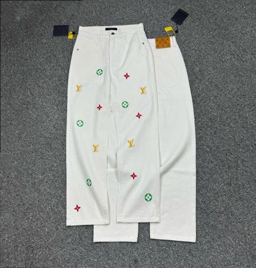 Louis Vuitton 25Fw White Jeans With Colorful Embroidered Logo 1 Louis Vuitton 25Fw White Jeans With Colorful Embroidered Logo