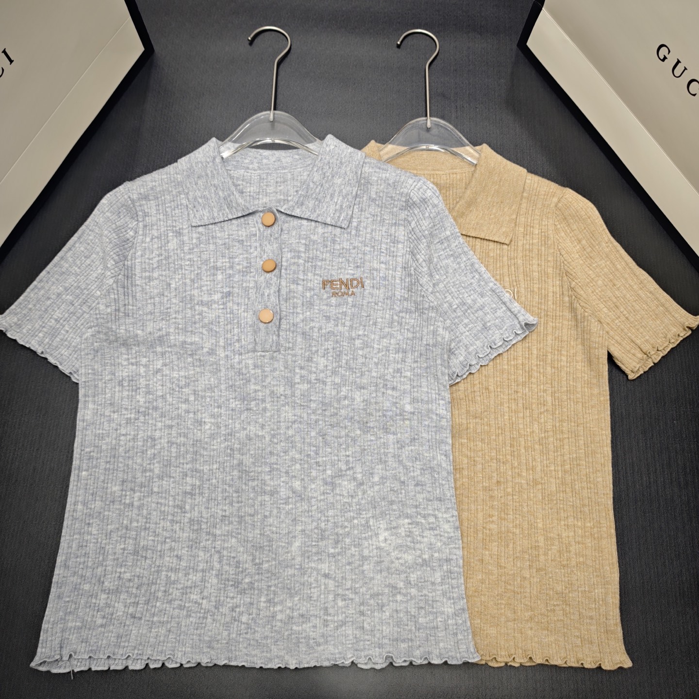 NO:753248,FD Polo collar chest button short sleeves 850065 Wool version S.M.L size,, T-shirt,19860909FD Polo领前胸扣短袖 850065 羊毛版本S.M.L码,,T-shirt,,Women's clothing