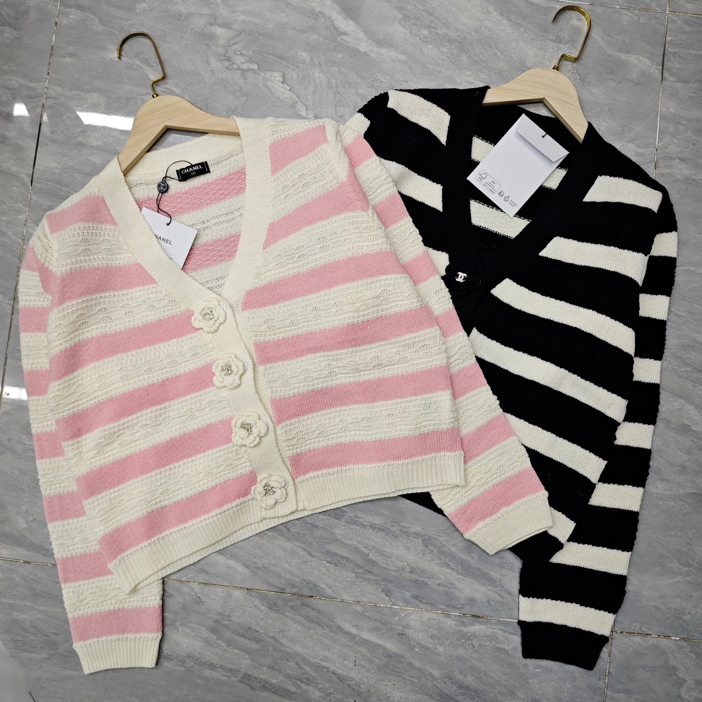 NO:461992,Xiaoxiang v-neck cardigan long sleeve 850388 Tensi version S.M.L code, alexander wang19860909小香 v领开衫长袖 850388 天丝版本S.M.L码,,alexander wang,Women's clothing