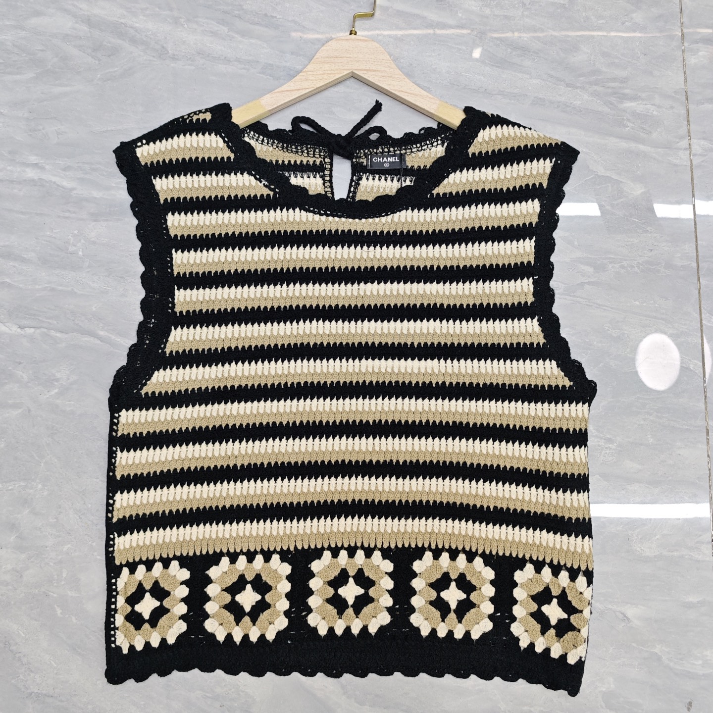 NO:478554,Xiaoxiang Striped Hollow Hook Vest 850431 Tensi Version S.M.L Code, alexander wang19860909小香 条纹镂空钩花背心 850431 天丝版本S.M.L码,,alexander wang,Women's clothing