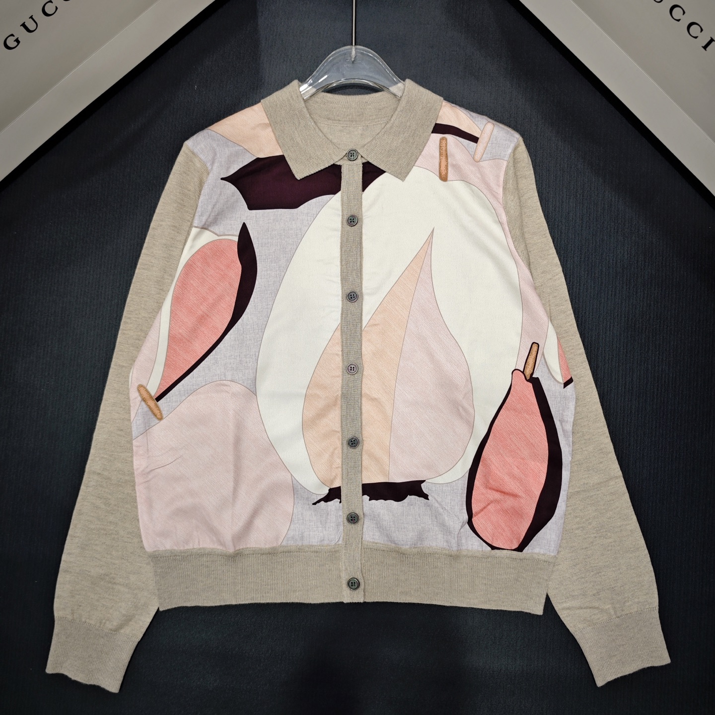 NO:499070,ES Polo collar printed cardigan long sleeves 850464 wool version S.M.L, alexander wang19860909ES Polo领印花开衫长袖 850464 羊毛版本S.M.L码,,alexander wang,Women's clothing