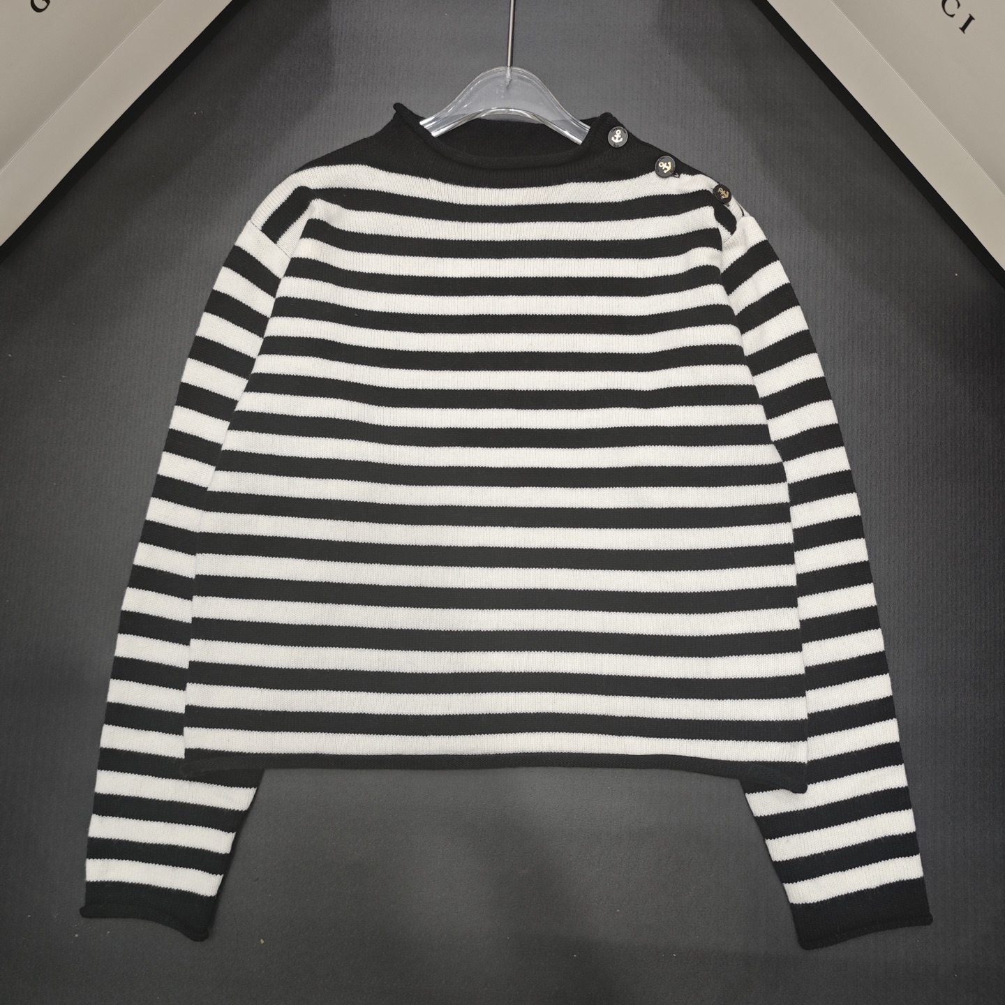 NO:499040,D Home Striped Shoulder Class Round Neck Long Sleeve 850469 Wool Version S.M.L, Dior, Alexander wang19860909D家  条纹肩扣圆领长袖 850469 羊毛版本S.M.L码,,dior,alexander wang,Women's clothing