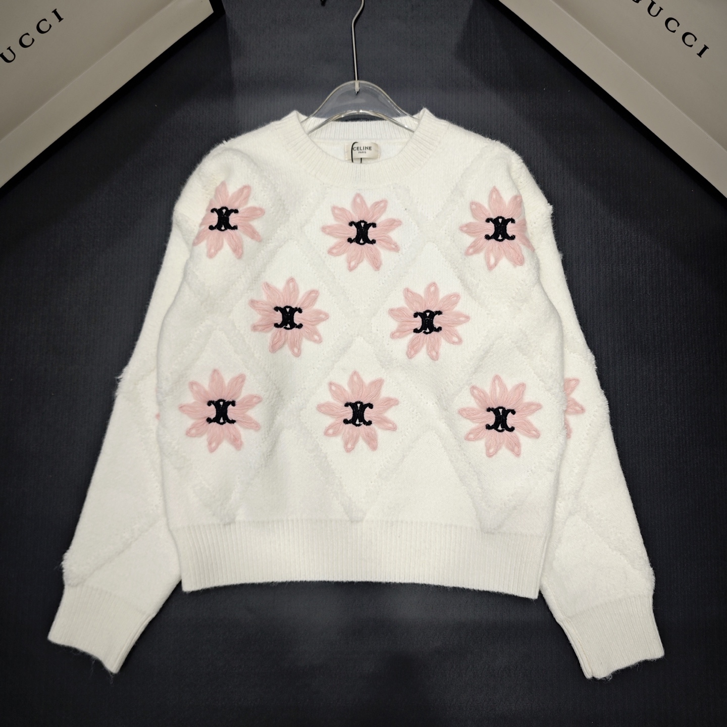 NO:564687,S Lin diamond flower pullover long sleeve 850536 wool version S.M.L size,,alexander wang19860909S林 菱格花朵套头长袖 850536 羊毛版本S.M.L码,,alexander wang,Women's clothing