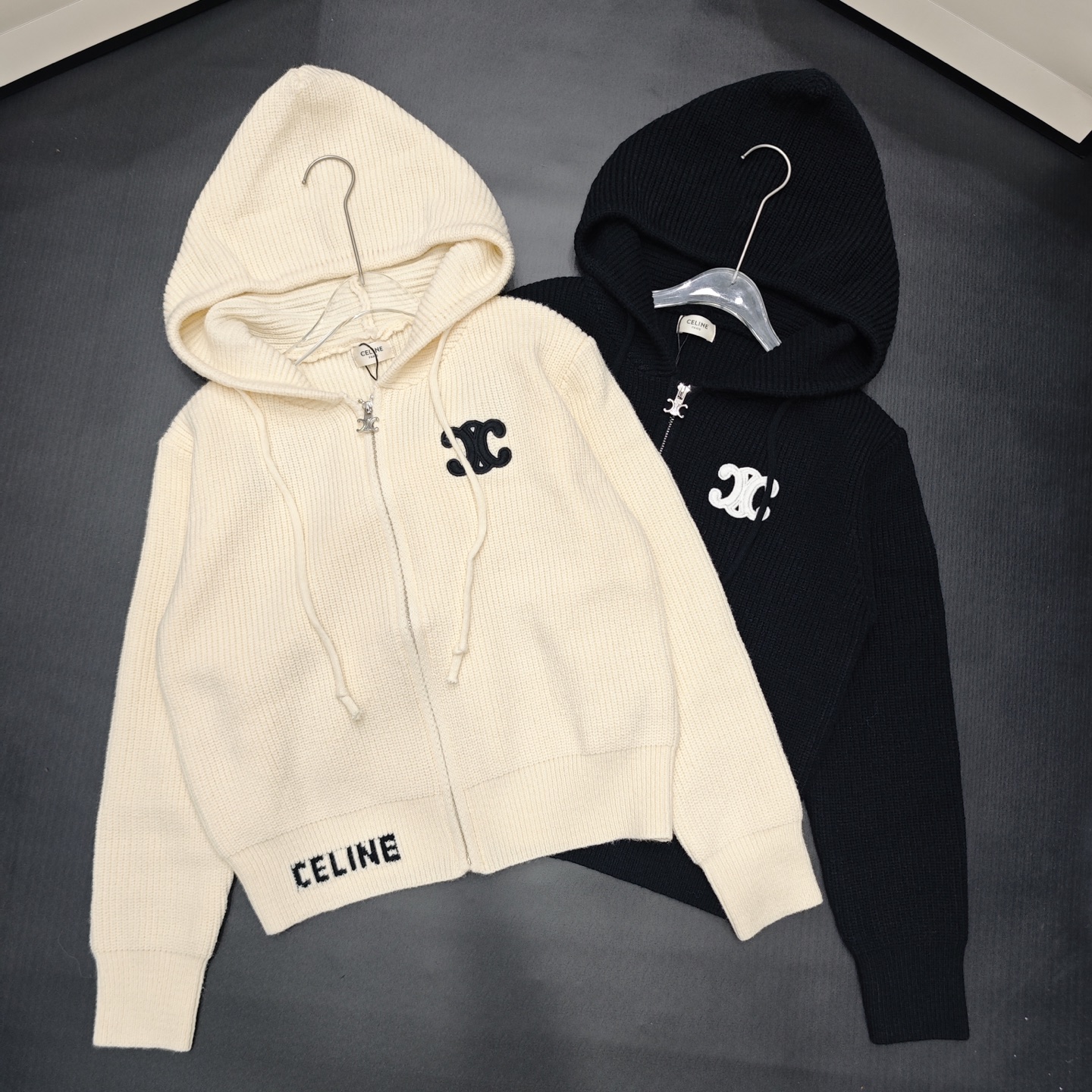 NO:564682,S Lin hooded cardigan embroidered 850537 wool version S.M.L size,,hats,alexander wang19860909S林 连帽开衫刺绣 850537 羊毛版本S.M.L码,,hats,alexander wang,Women's clothing