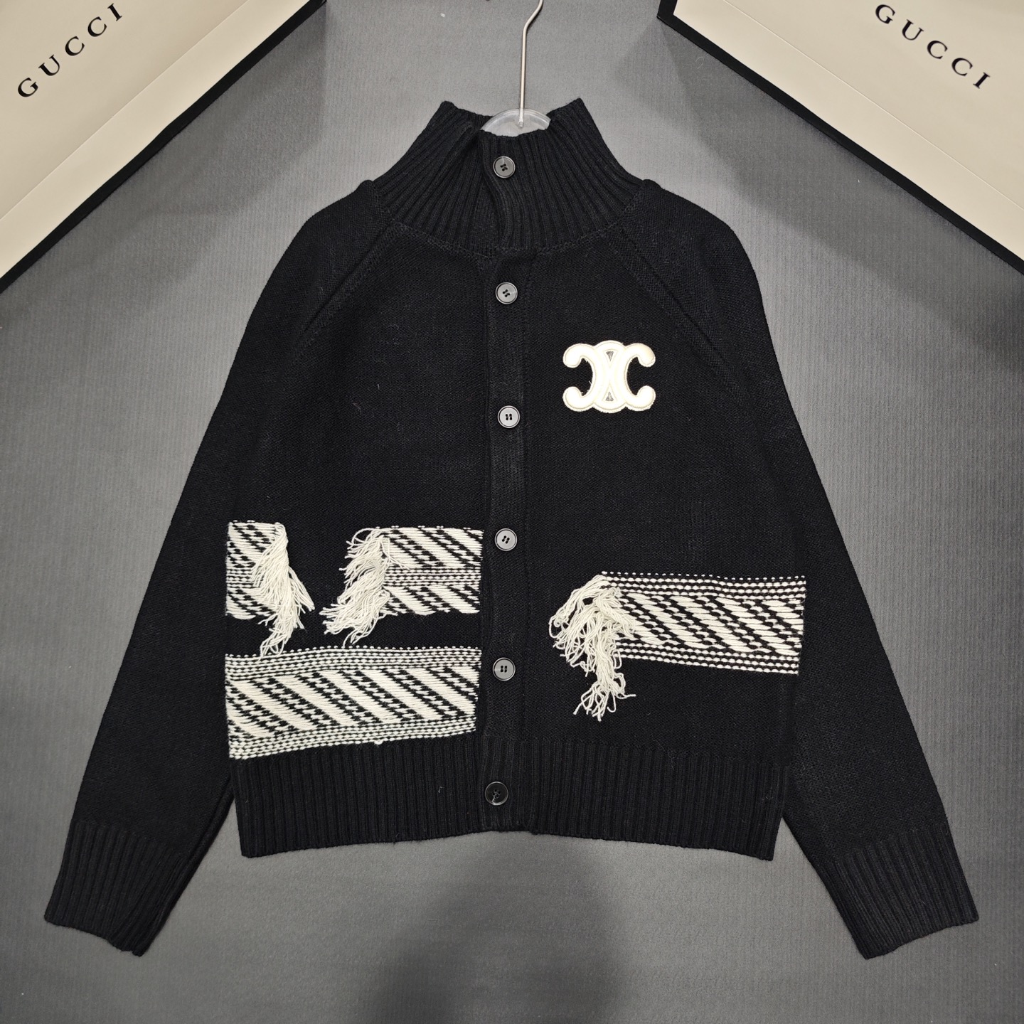 NO:622416,S Lin ethnic style tassel stand-up collar cardigan long sleeves 850683 wool version S.M.L size,,alexander wang19860909S林  民族风流苏立领开衫长袖 850683 羊毛版本S.M.L码,,alexander wang,Women's clothing