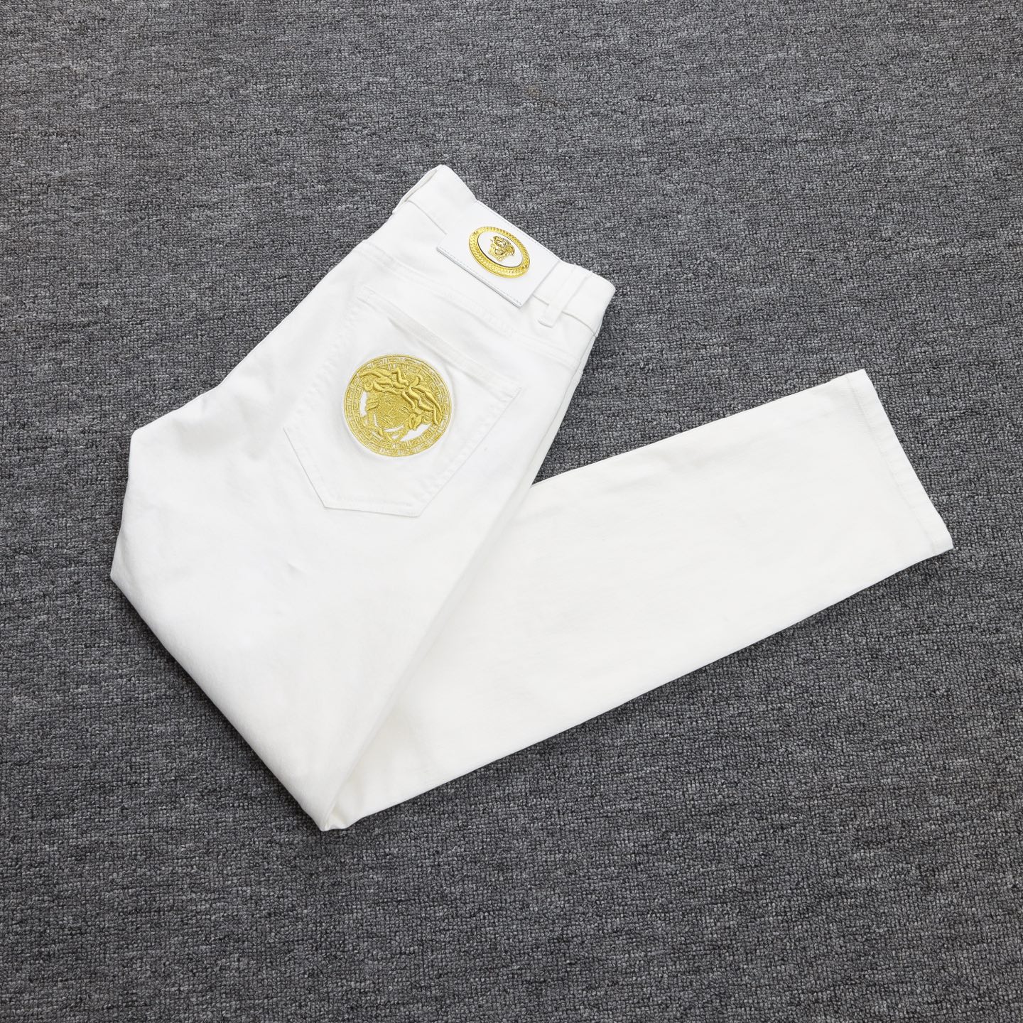   范思哲 2025-春季新款高端品质牛仔裤 弹力 修身显瘦小直筒 潮范奢华 细节精致到位 板型秒赞 秒