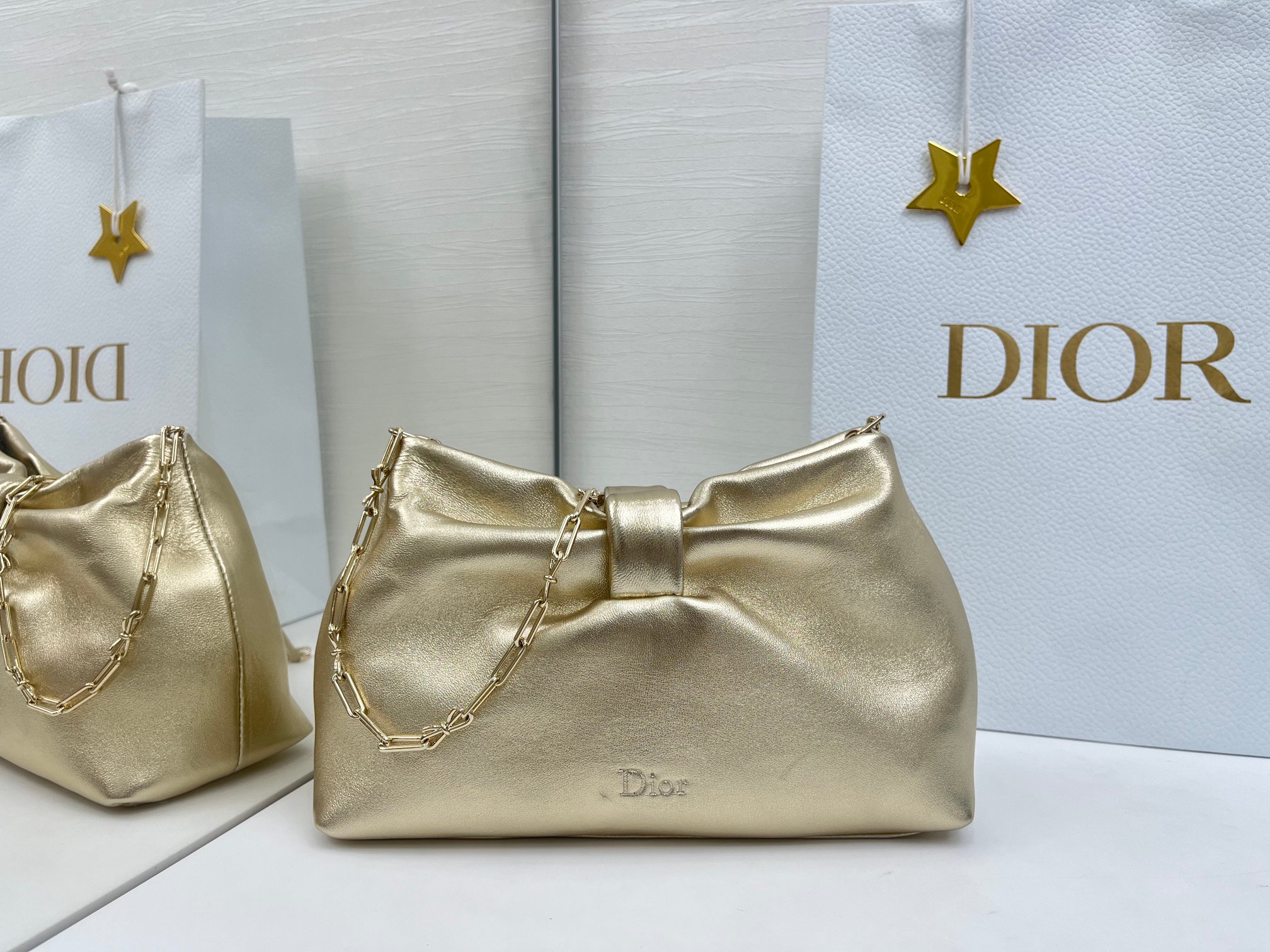 Сумка женская Dior Bow золотая