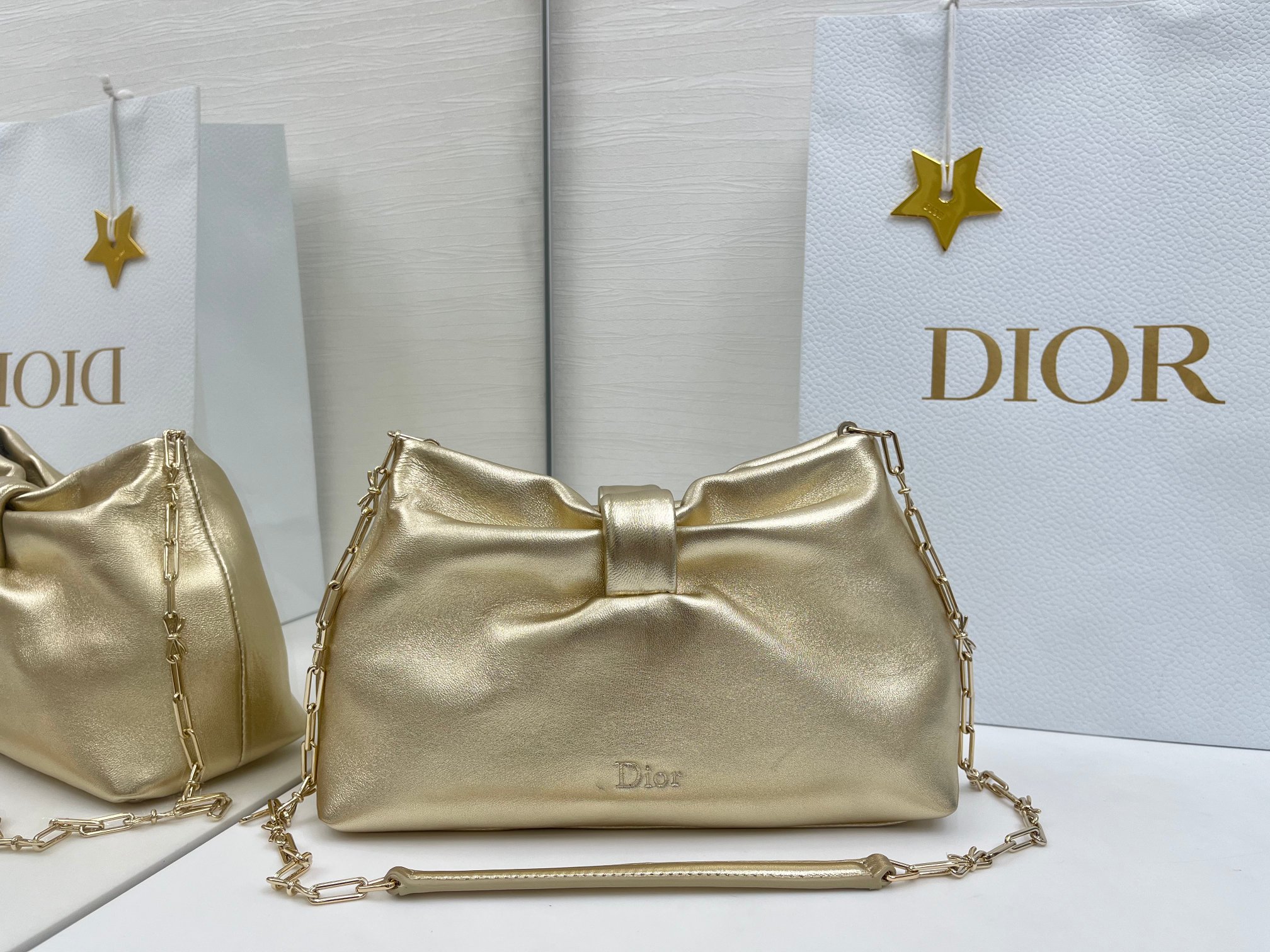 Сумка женская Dior Bow золотая