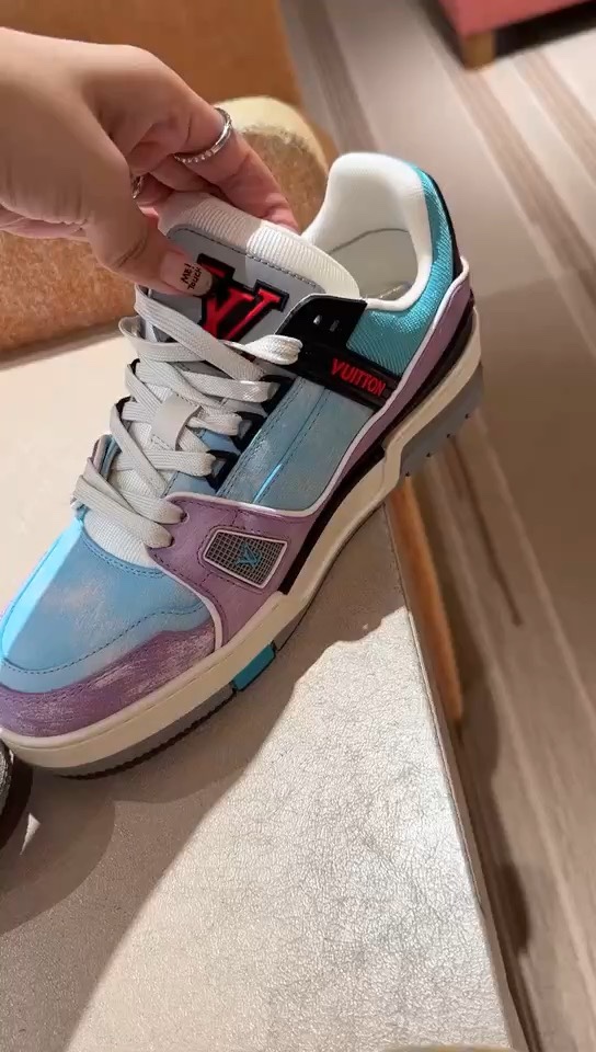 Louis Vuitton LV trainer 新配色太 了