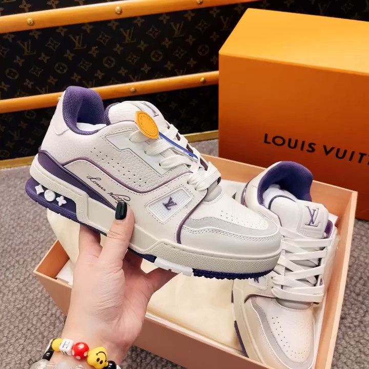 Unknown Trainer 紫色
