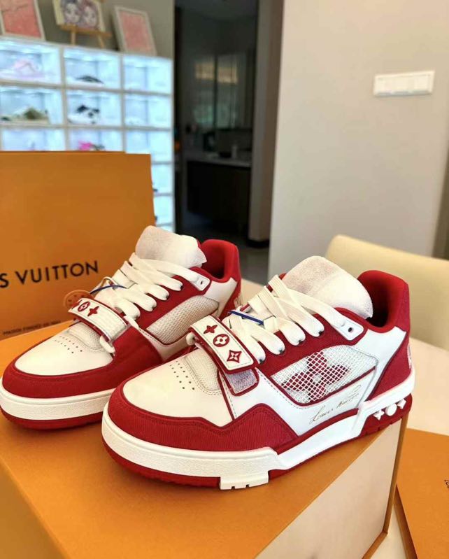 Unknown 本命年要有的trainer