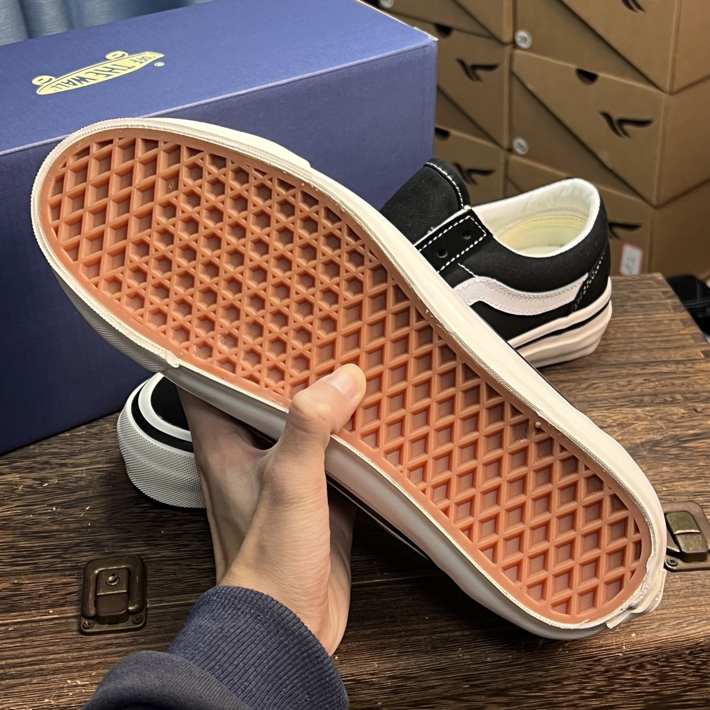 Vans Old Skool 36 36 DX Anaheim 低帮黑白DX版型经典黑白配色，陈燃同款货