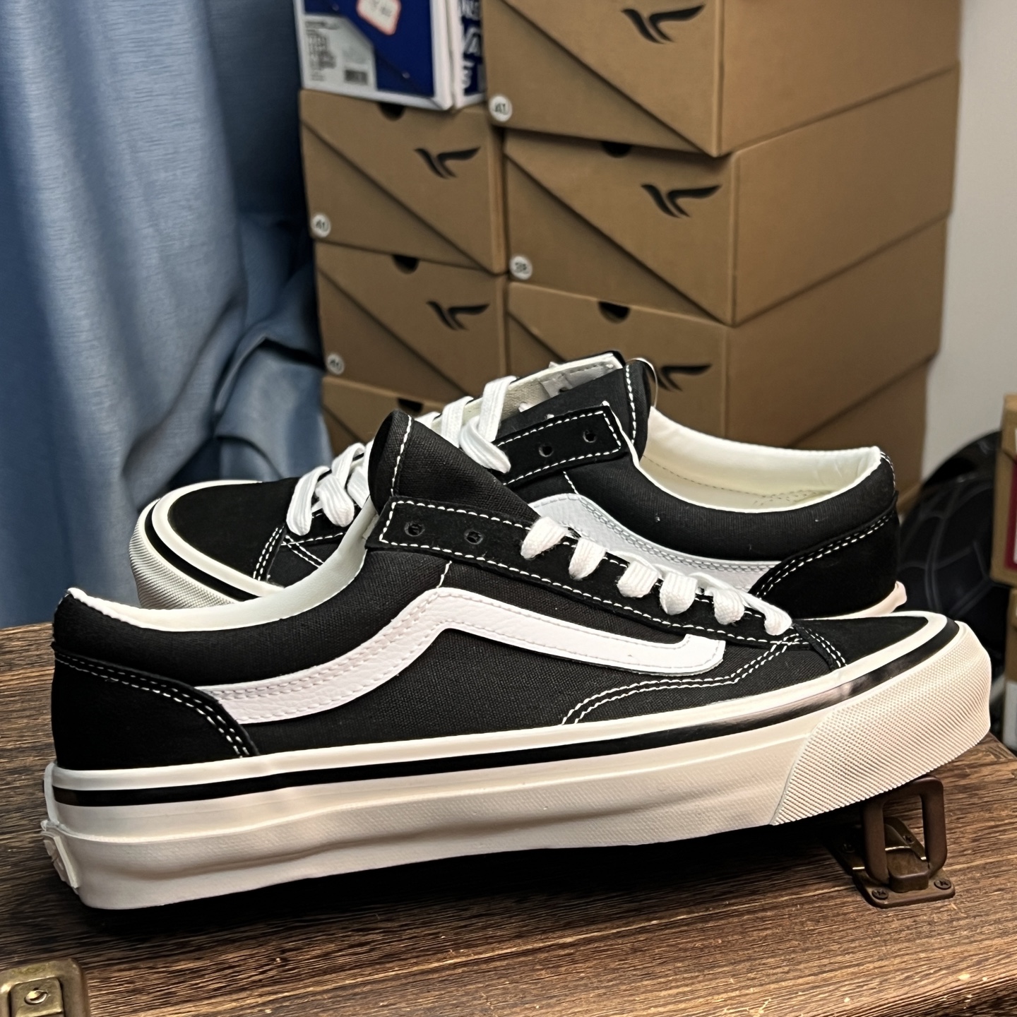 Vans Old Skool 36 36 DX Anaheim 低帮黑白DX版型经典黑白配色，陈燃同款货