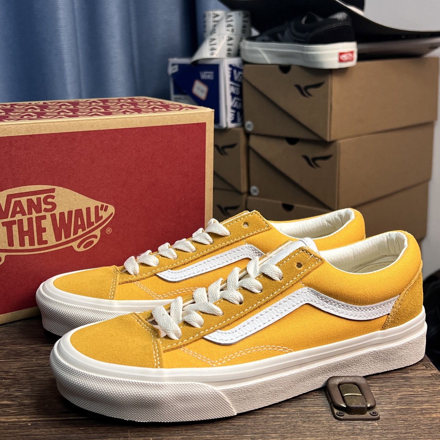 Vans Old Skool 36 白条黄色Vans家火爆全球的超经典款式再度来袭！永不过时的穿搭单品！