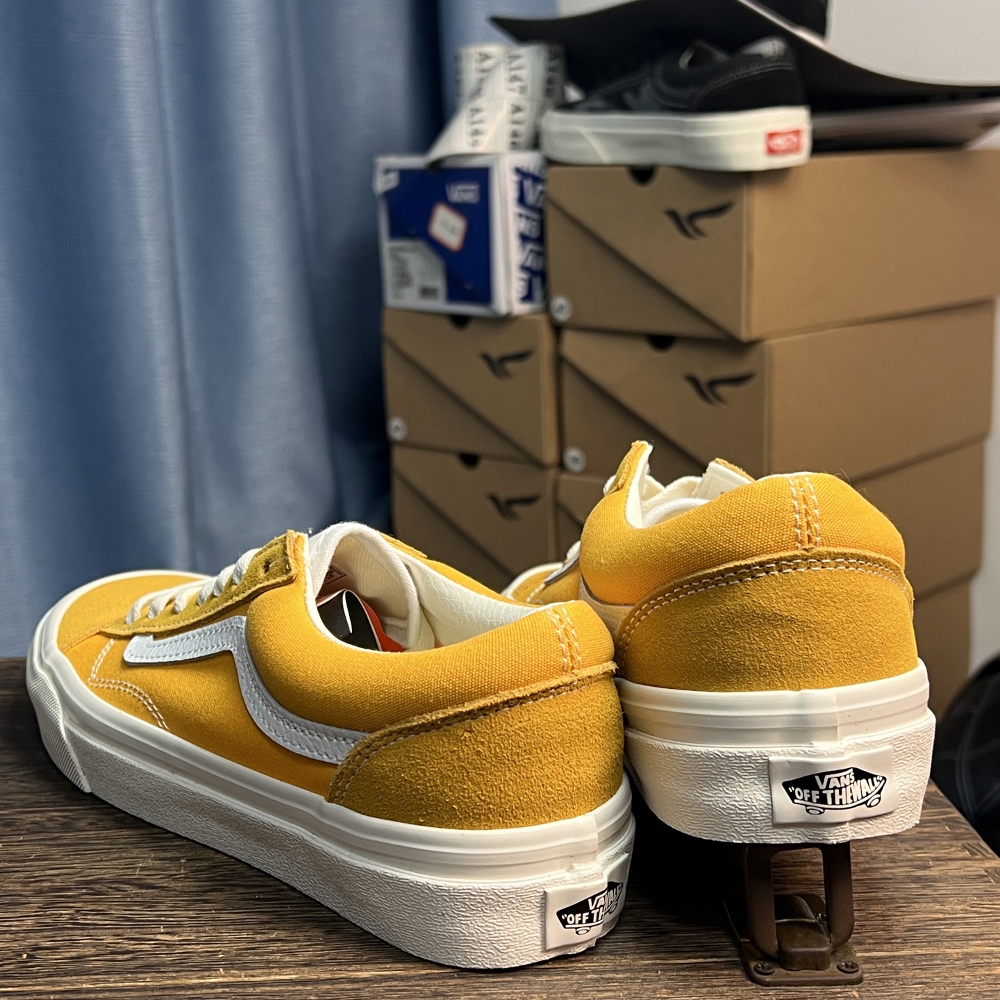 Vans Old Skool 36 白条黄色Vans家火爆全球的超经典款式再度来袭！永不过时的穿搭单品！