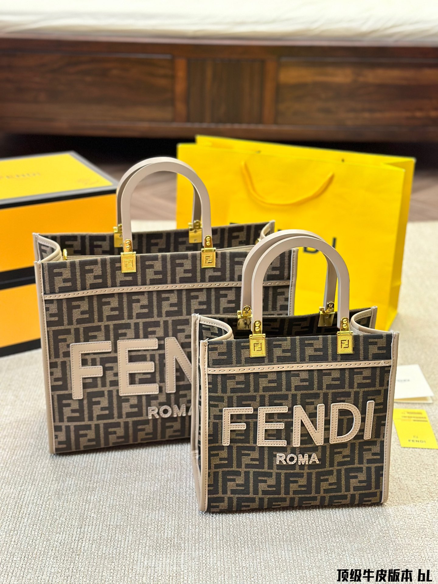 Fendi Handbags Tote Bags China Sale
 Cowhide