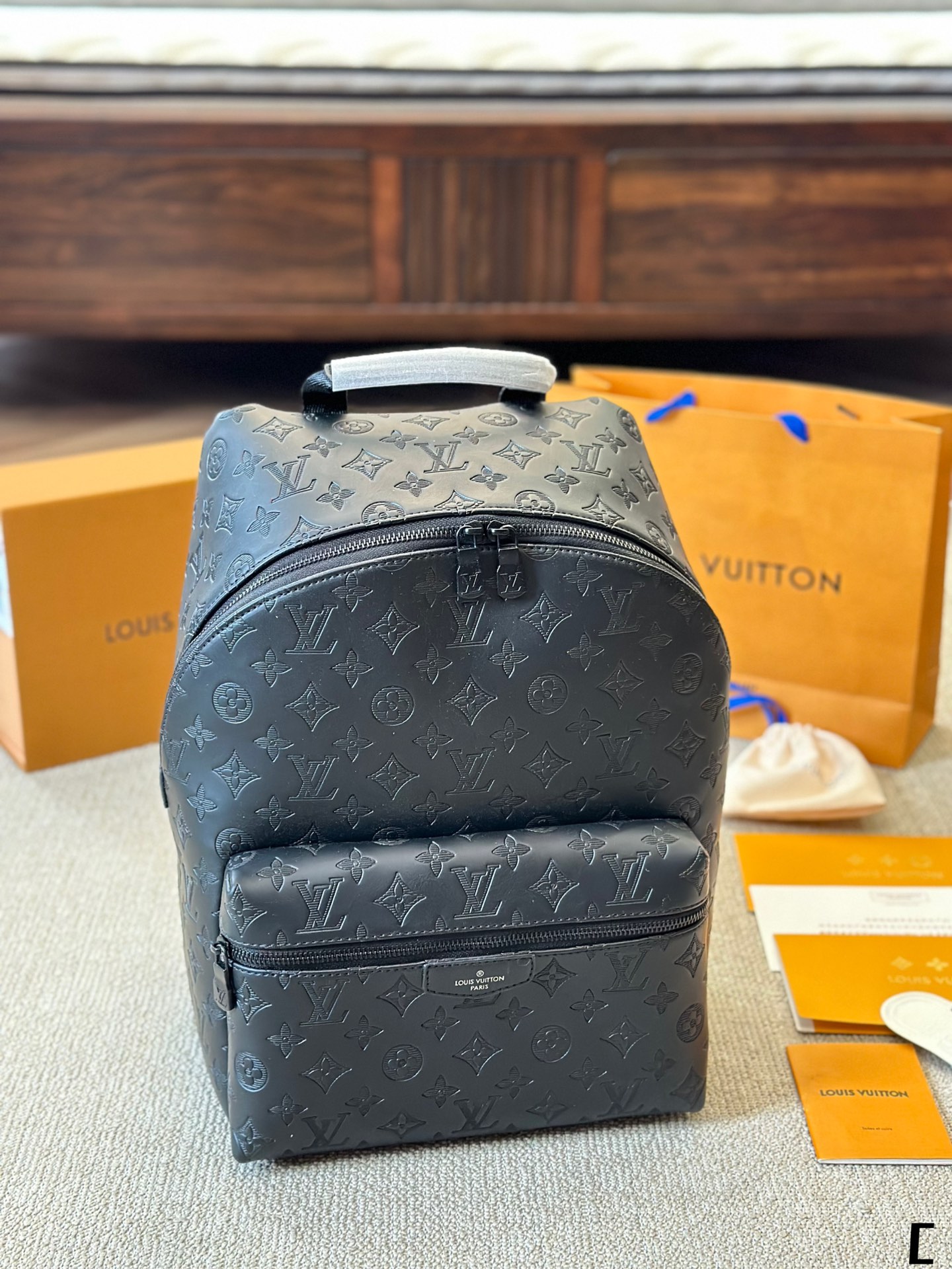 Louis Vuitton LV Discovery sacs Sac À Dos Unisexe Hommes M43186