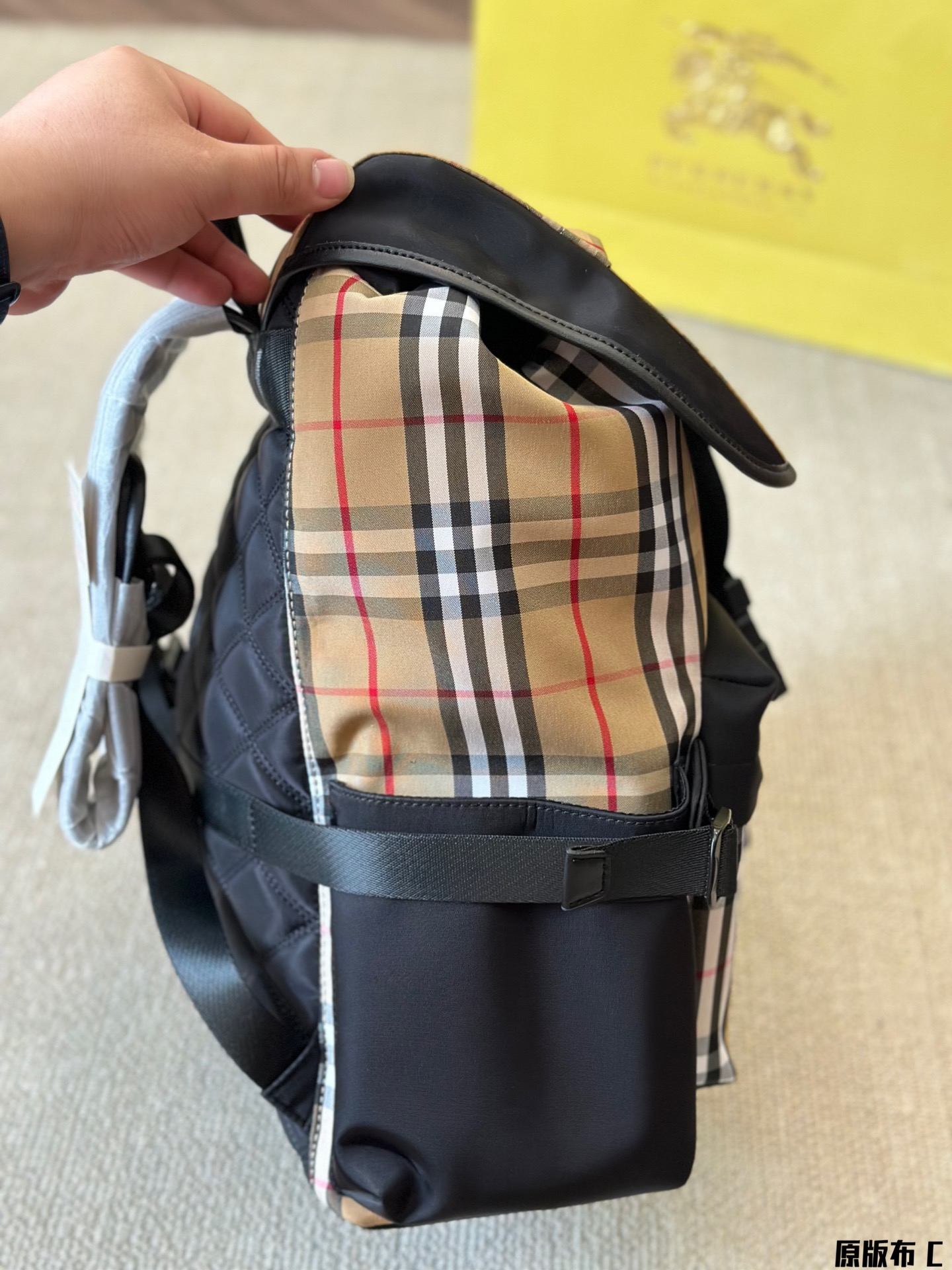 Burberry Archive Beige Check Black everyday