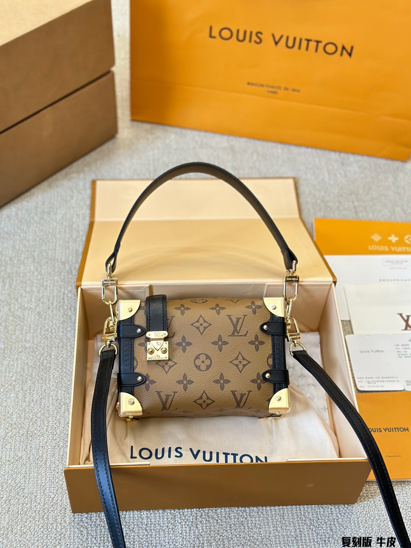 Louis Vuitton Geschäft
 Taschen Umhängetaschen  & Schultertaschen Rindsleder Mini