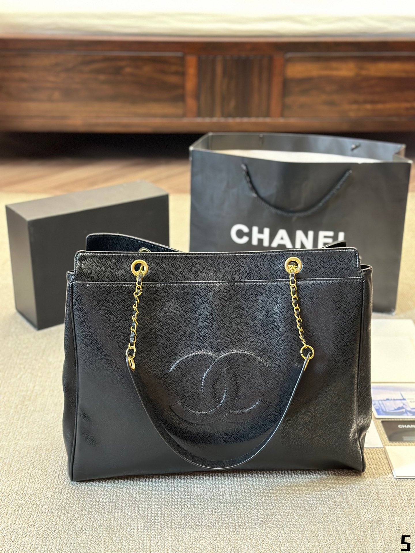 Chanel Taschen Tragetaschen Schwarz Weiß Fashion