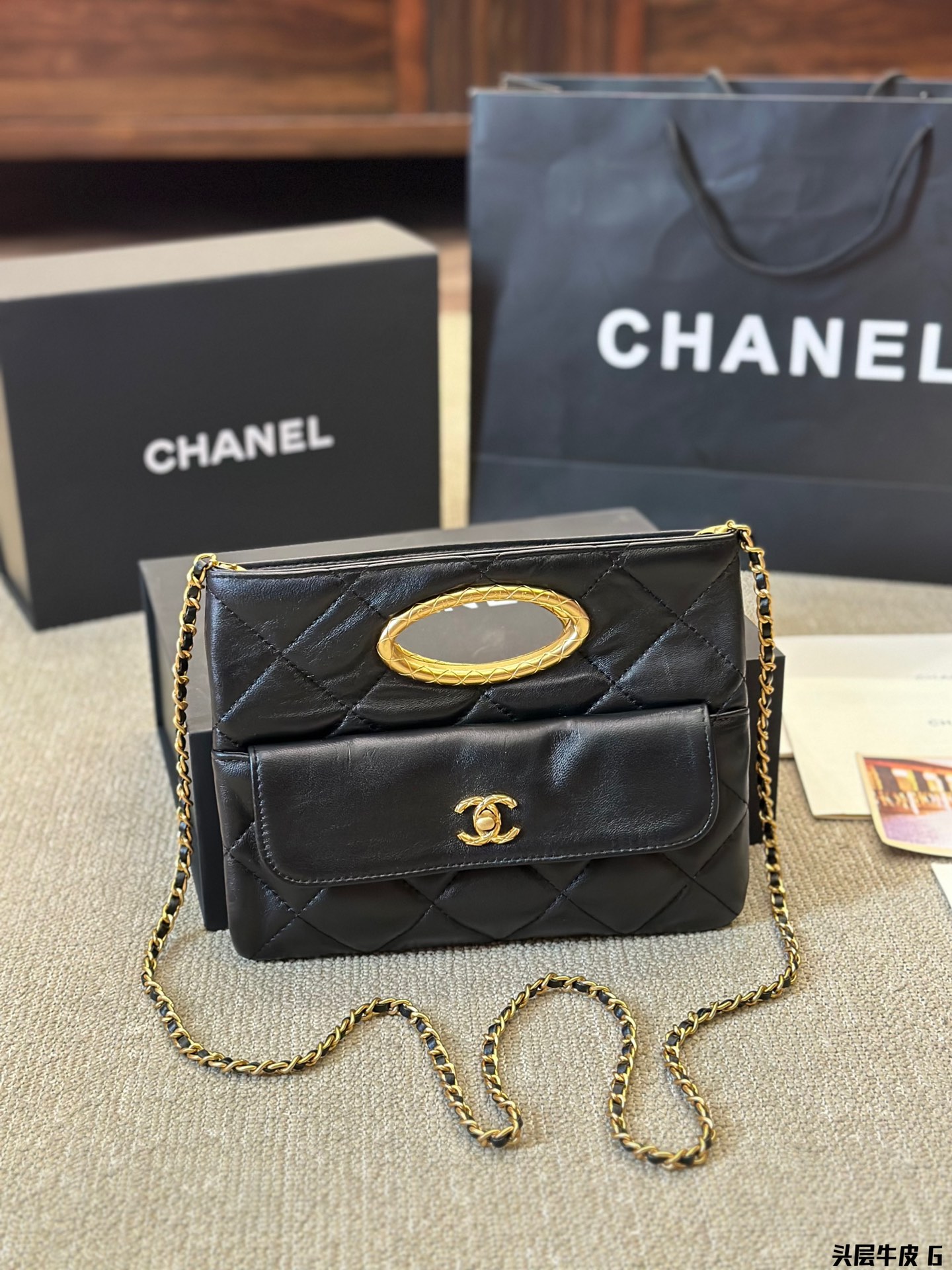 Chanel Taschen Umhängetaschen  & Schultertaschen Rindsleder