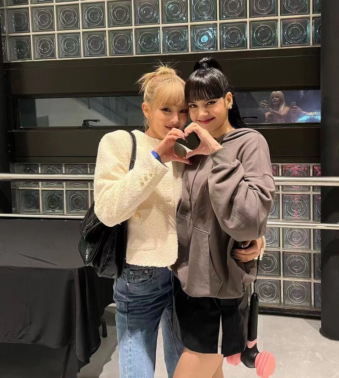 大人気偽物 トートバッグ ロゴ カーフスキン