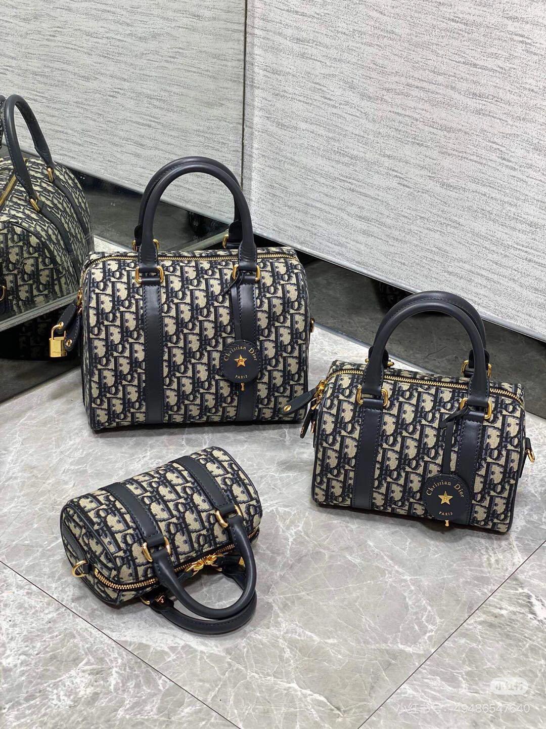 _dFm9ss-ZyWvGmXA3YG-QoKwUsSTIzcg1CutQ1ZA