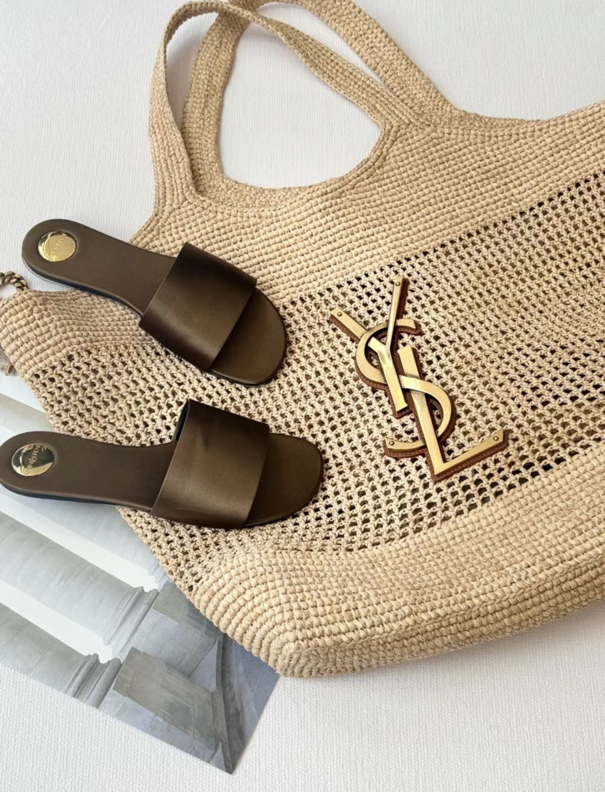 Saint Laurent ysl ICARE straw, full of romantic vacation atmosphere