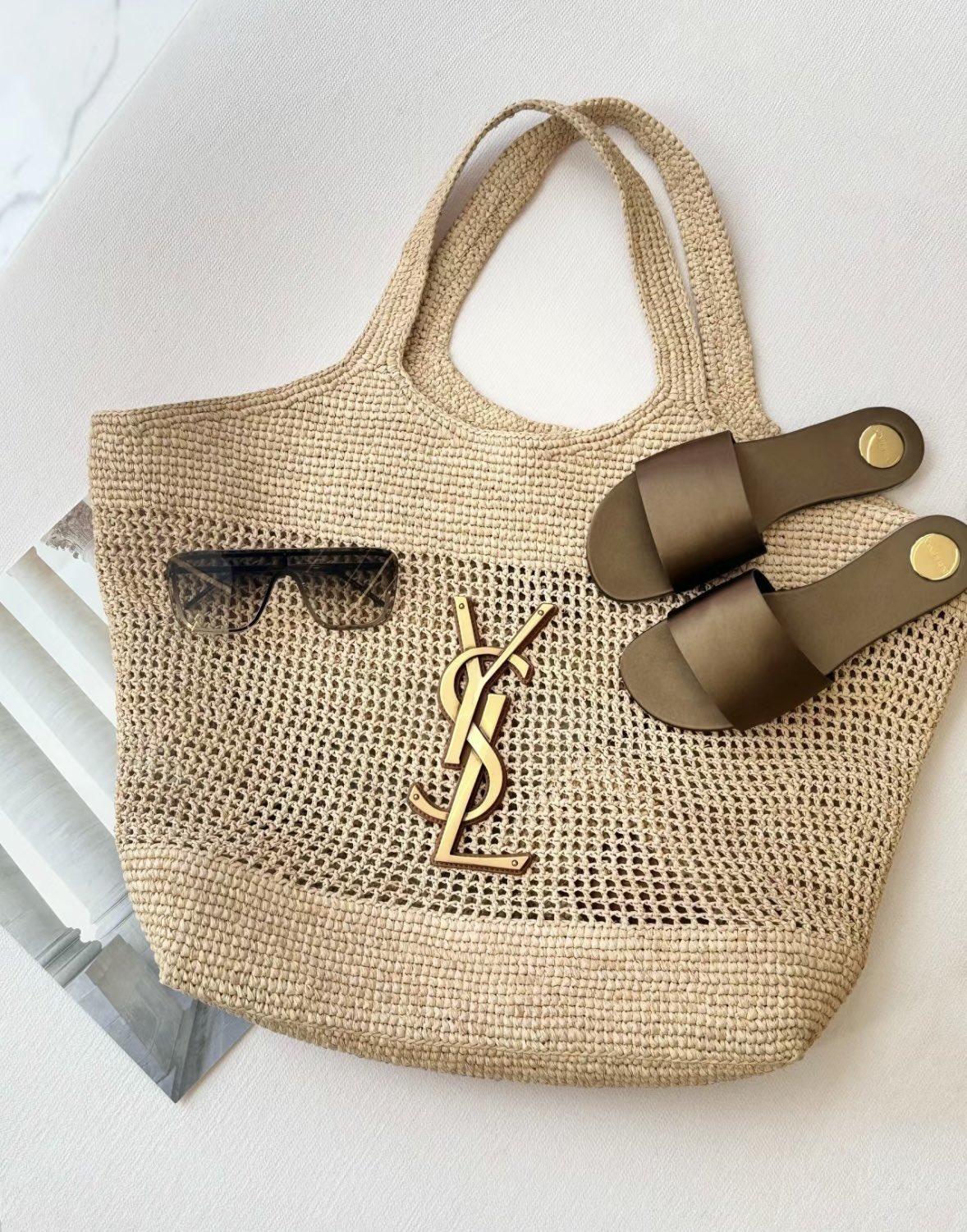Saint Laurent ysl ICARE straw, full of romantic vacation atmosphere