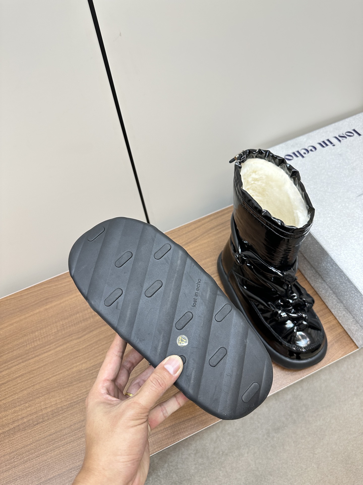 Designer’s Fashion: High-Quality Shoes for Brave Contemporary Women - 图片 9