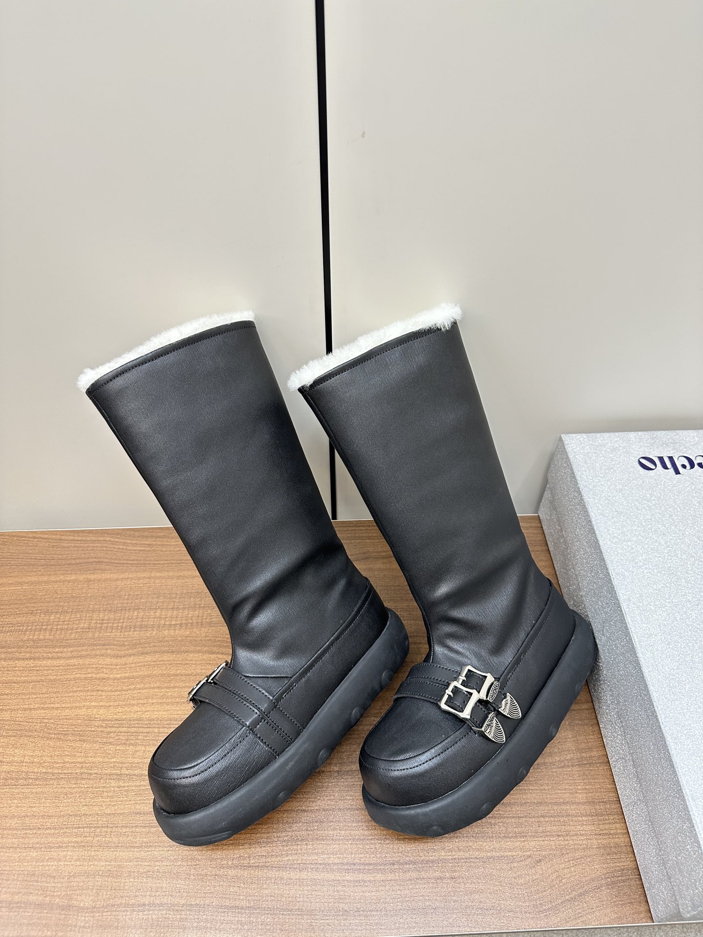 Designer’s Fashion: High-Quality, Comfortable Shoes for Modern Women - 图片 5