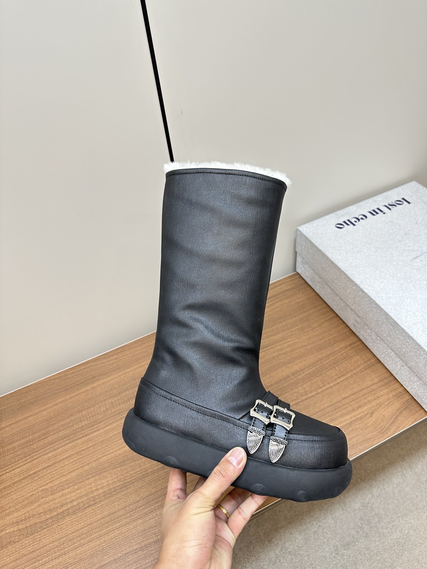Designer’s Fashion: High-Quality, Comfortable Shoes for Modern Women - 图片 7