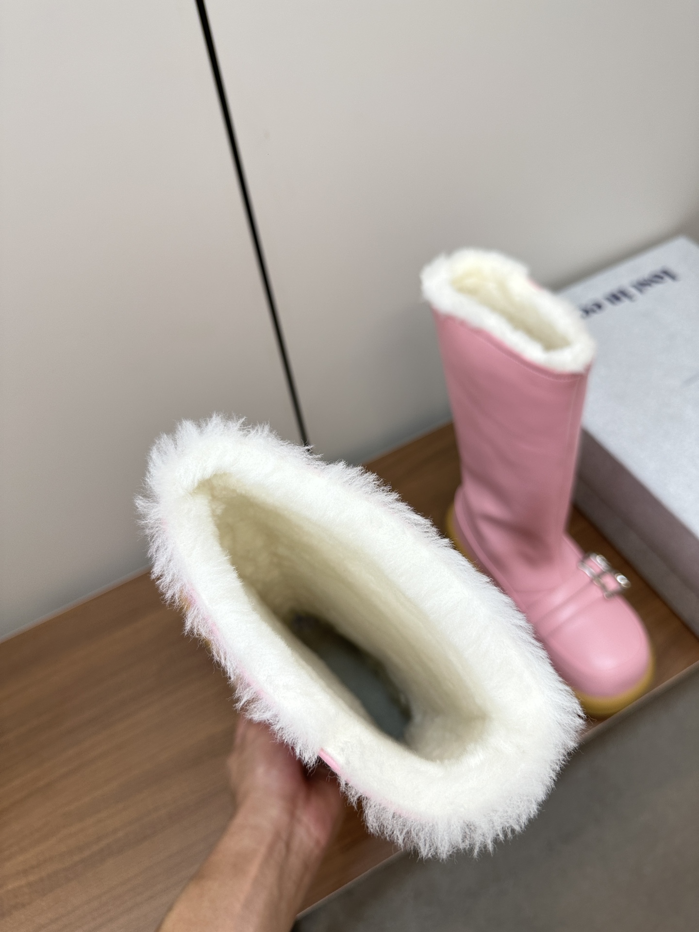 Post-Modernist Women’s Designer Shoes: Comfortable, Fashionable, and High-Quality - 图片 8