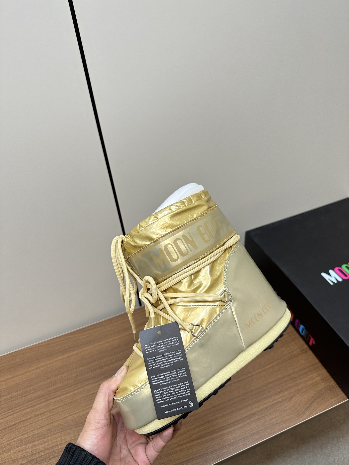 Moon Boot2023vs P775 Snow Boots: Fashionable, Comfortable, and Warm Choice for Winter - 图片 6