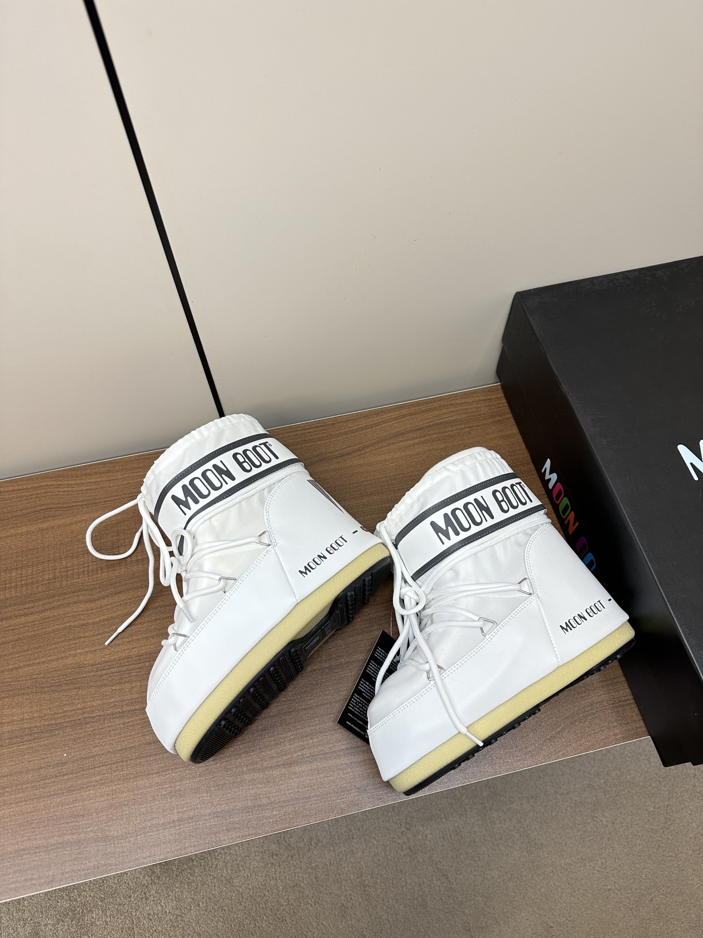 Moon Boot2023vs P775: Stylish Snow Boots for Autumn/Winter with Inner Growth 4cm - 图片 4