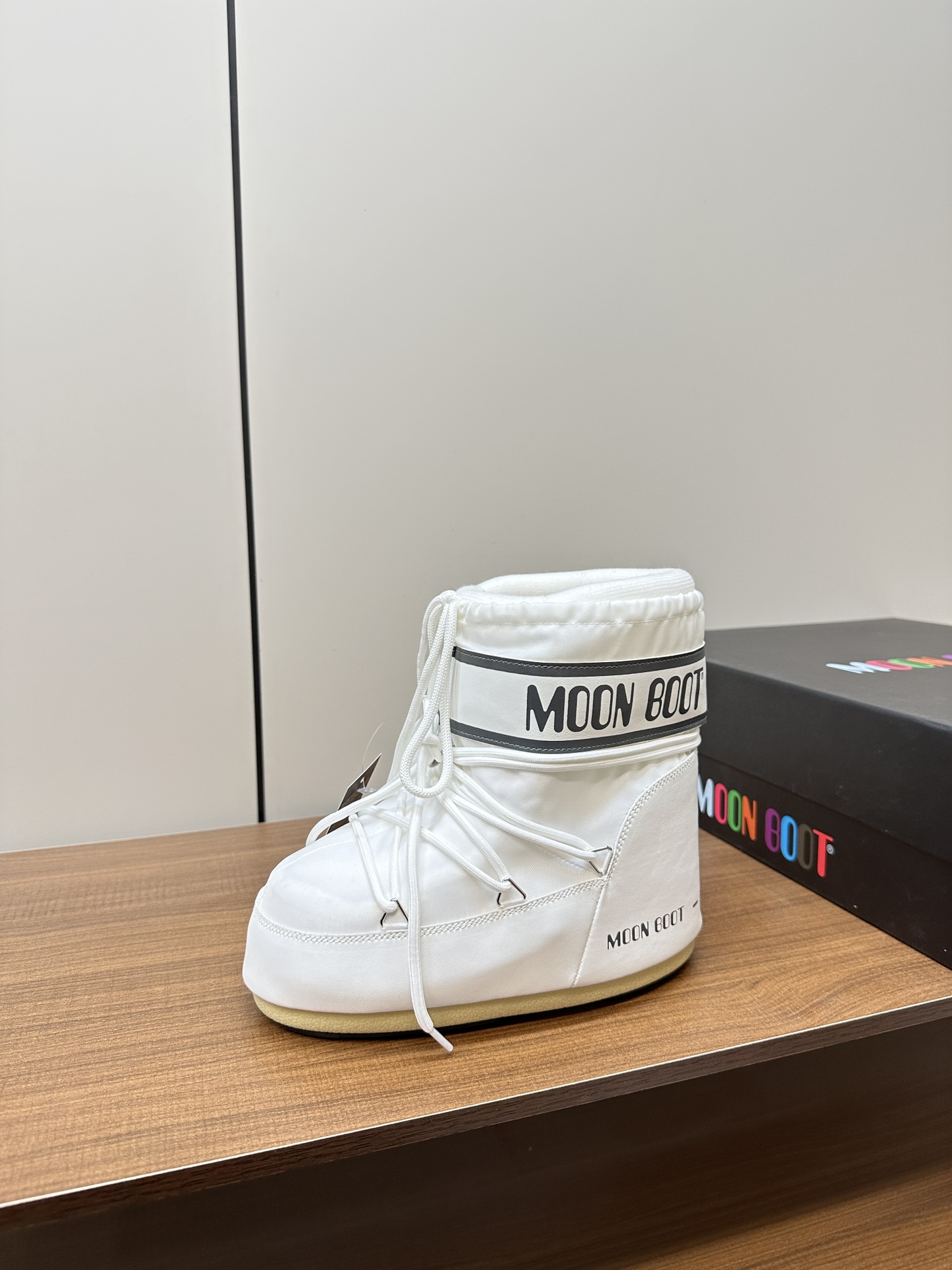 Moon Boot2023vs P775: Stylish Snow Boots for Autumn/Winter with Inner Growth 4cm - 图片 3