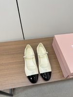 MiuMiu Single Layer Shoes Genuine Leather Patent Sheepskin Spring Collection