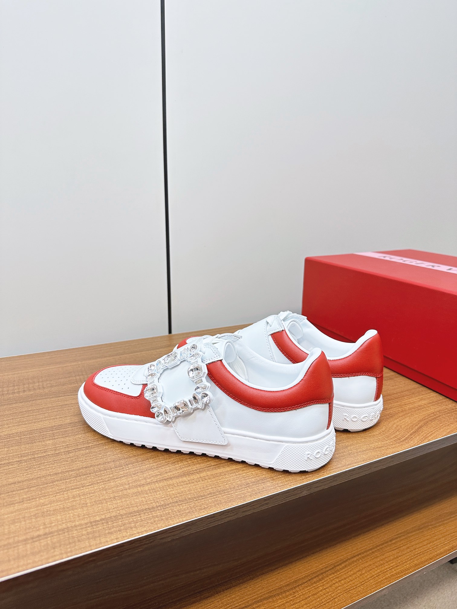 2024 New RV Macalon Shoes: Urban Fashion and Utility in Motion - 图片 7