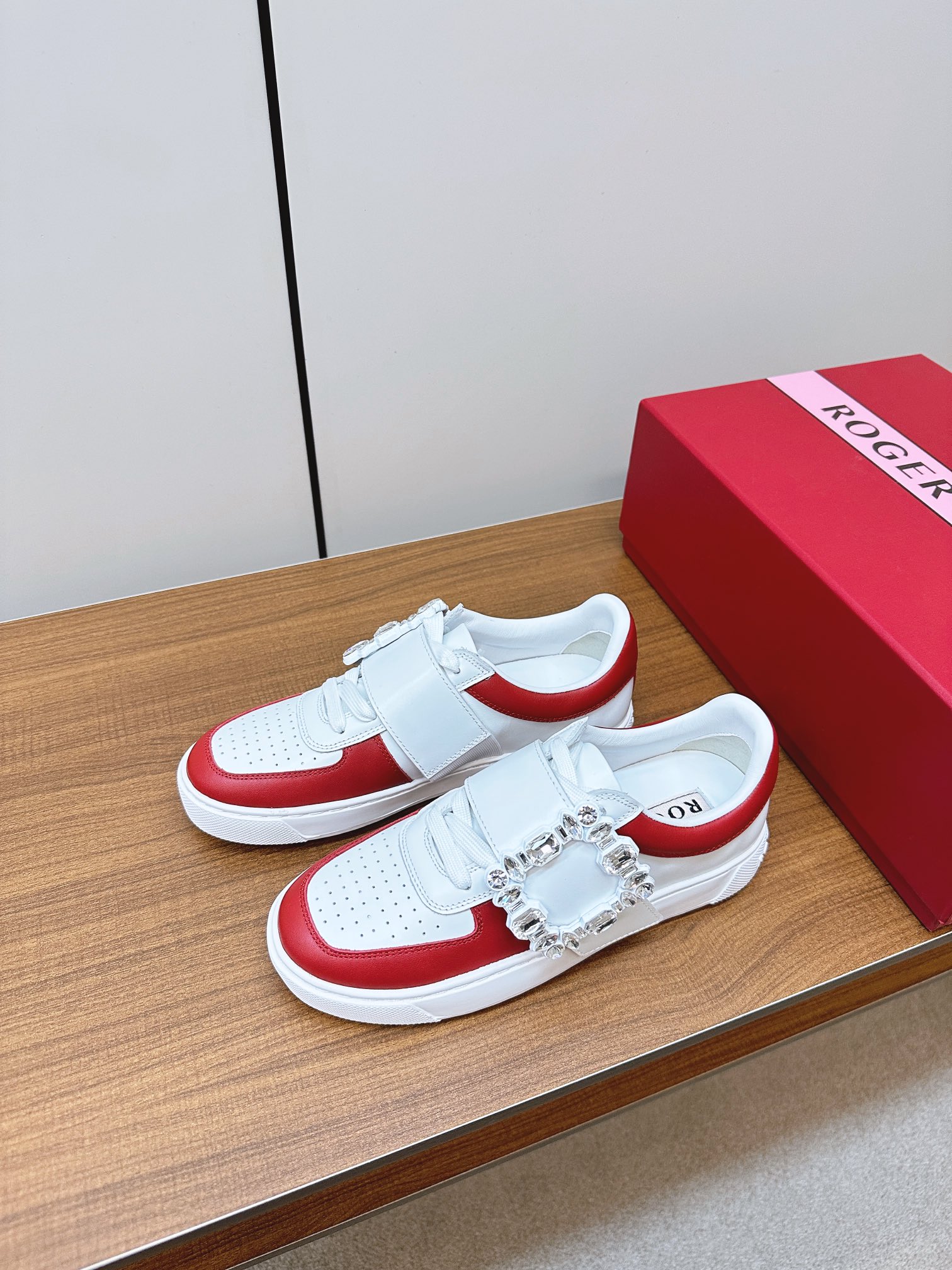 2024 New RV Macalon Shoes: Urban Fashion and Utility in Motion - 图片 4