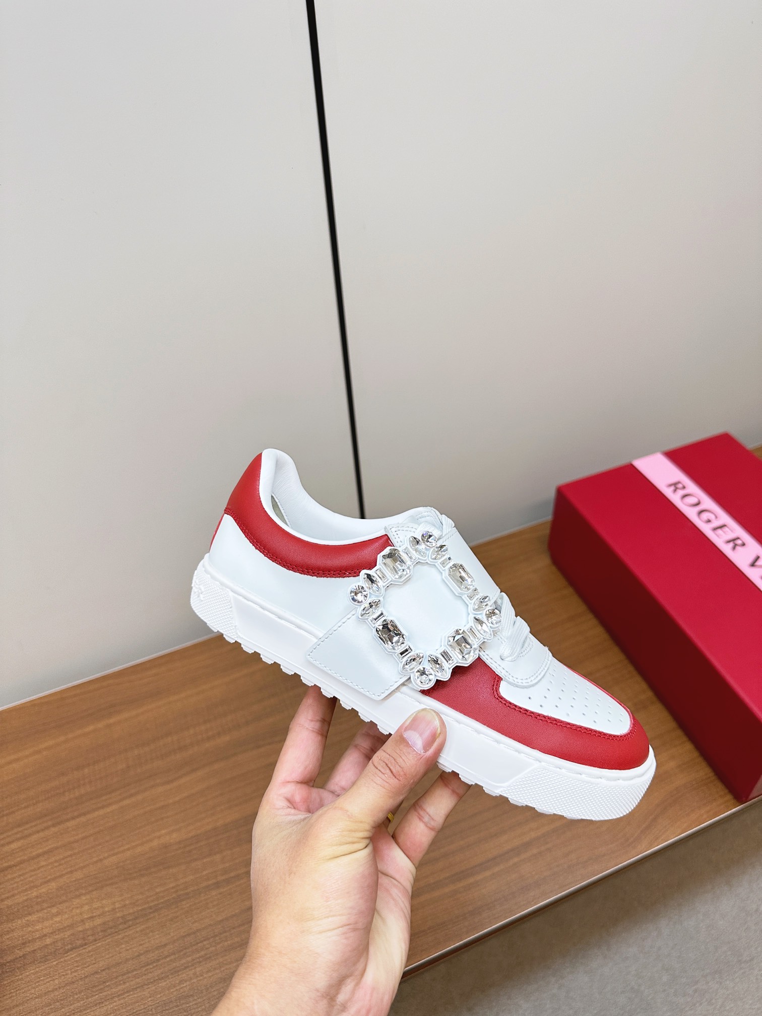 2024 New RV Macalon Shoes: Urban Fashion and Utility in Motion - 图片 5