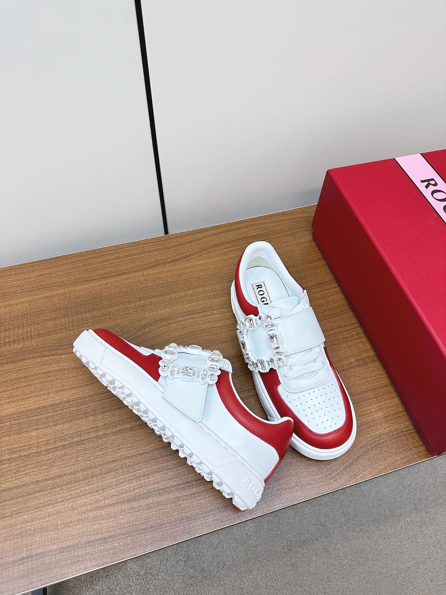 2024 New RV Macalon Shoes: Urban Fashion and Utility in Motion - 图片 3