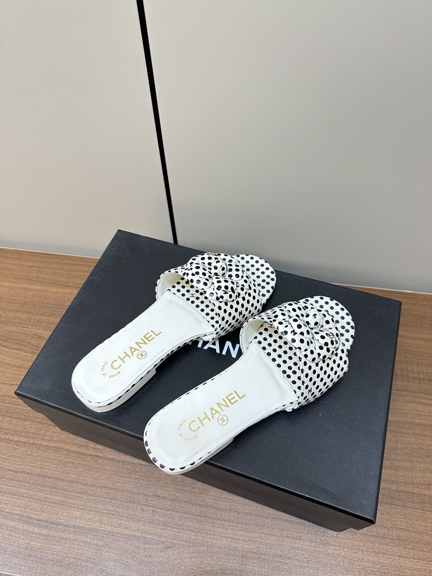 Chanel Chanel 小香24ss春夏新品山茶花拖鞋