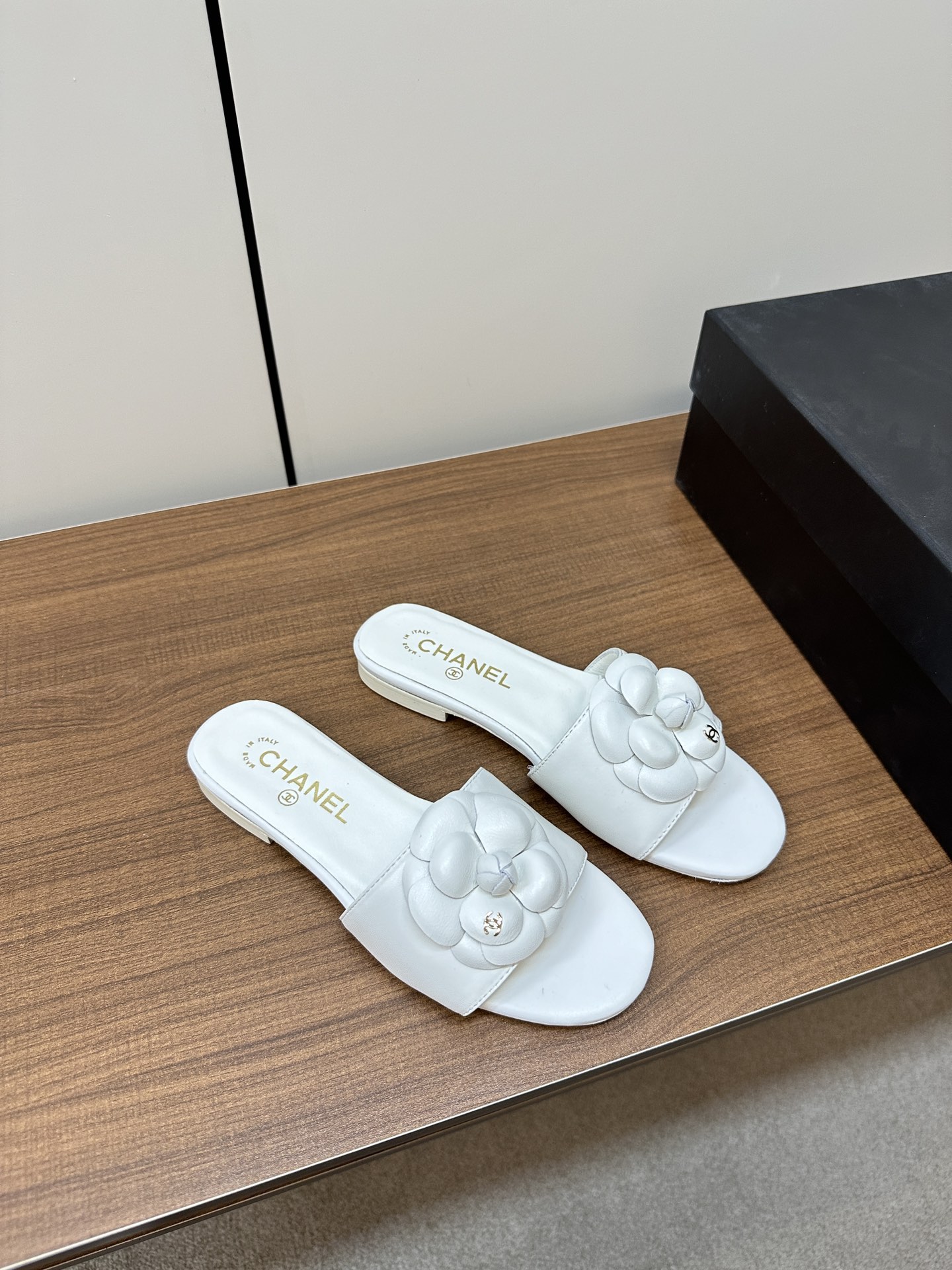 Chanel Chanel 小香24ss春夏新品山茶花拖鞋