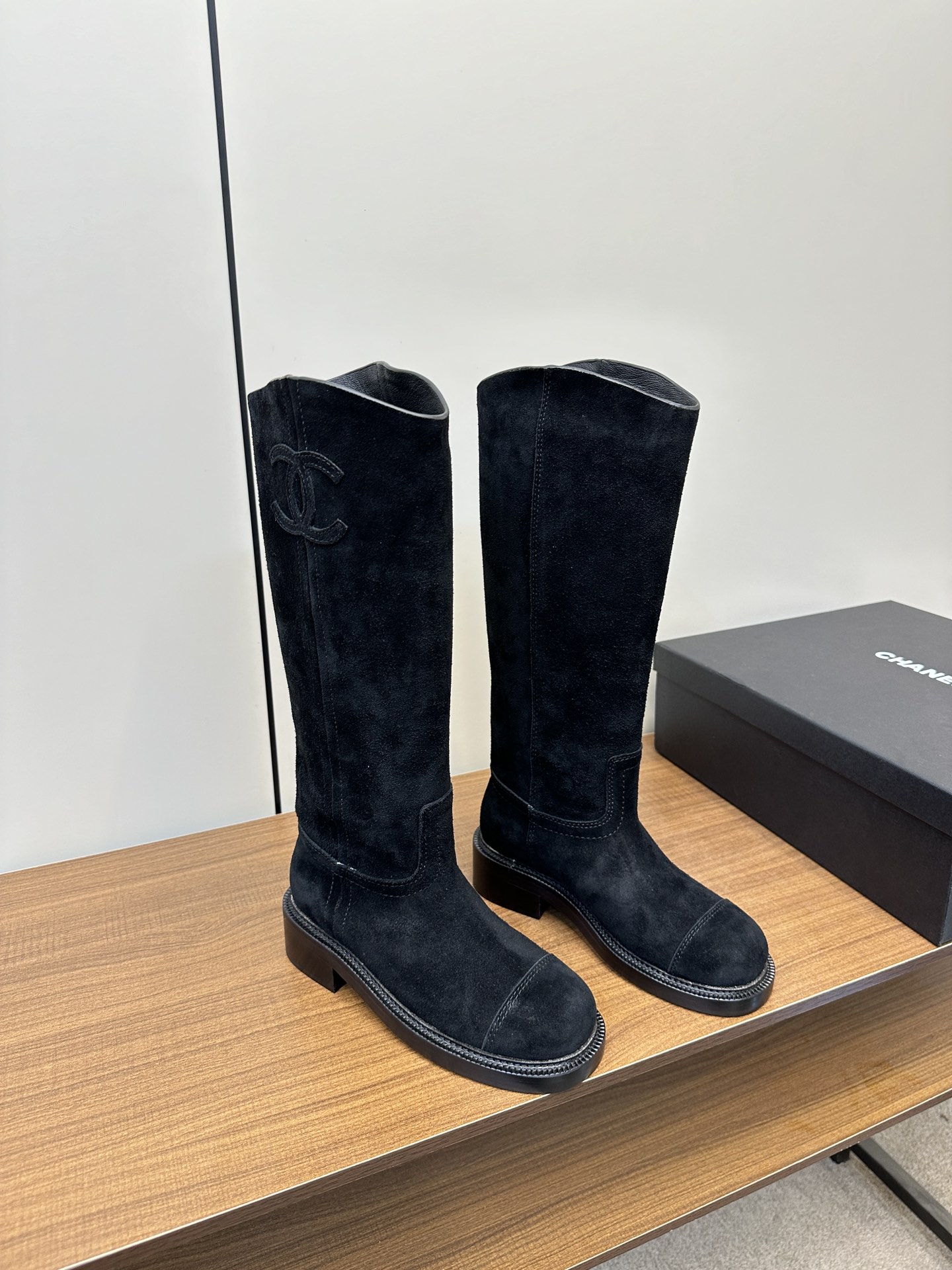 Chanel Botas largas Botas cortas Piel de vaca Cuero Dermis oveja Colección otoño – invierno Fashion